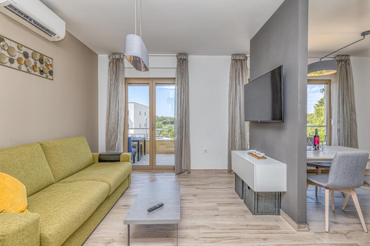 Apartment Stoja Pula Buitenkant foto